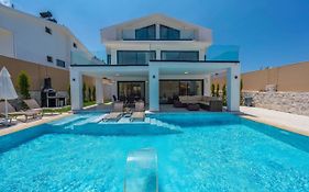 La Marbella Villa